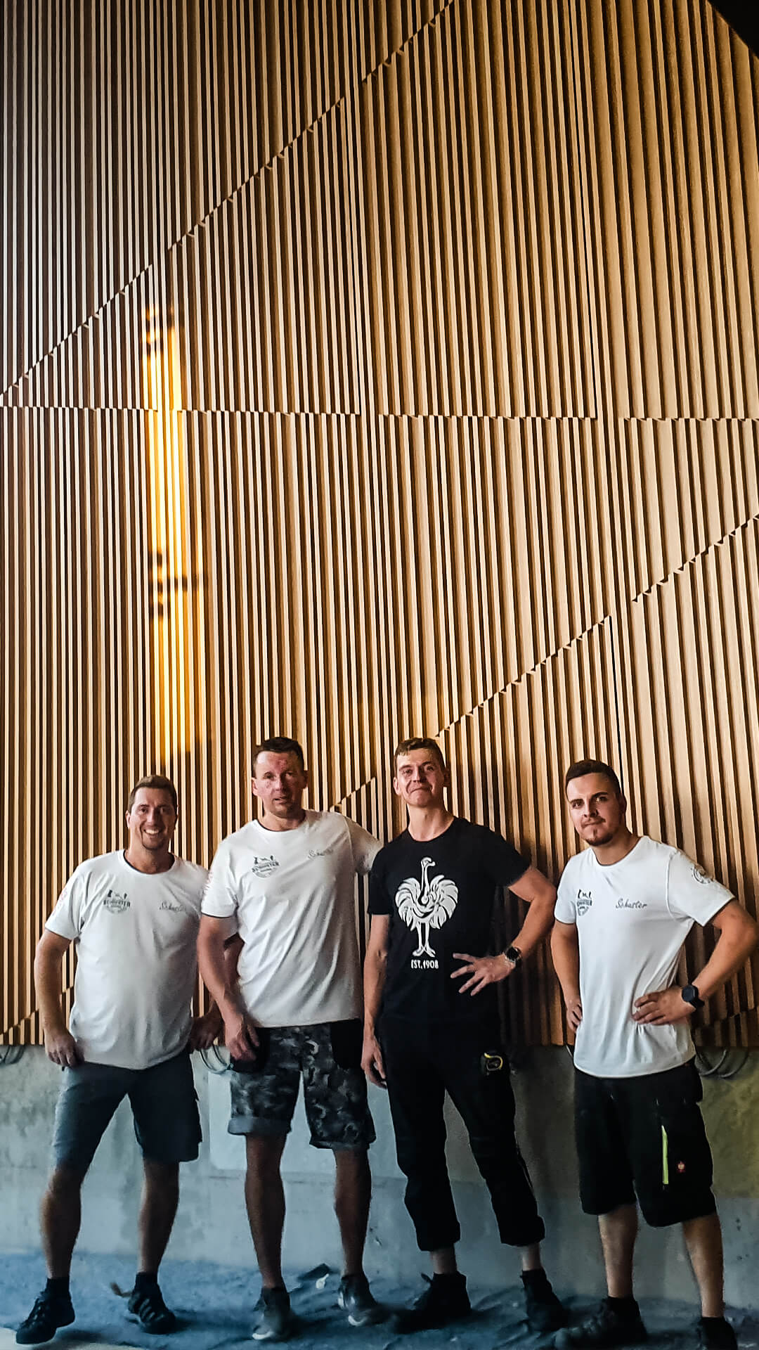 schuster-group-montage-tischler-team